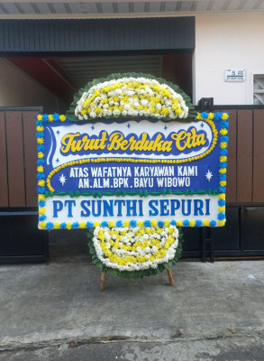 Papan Bunga Duka di Pagergunung